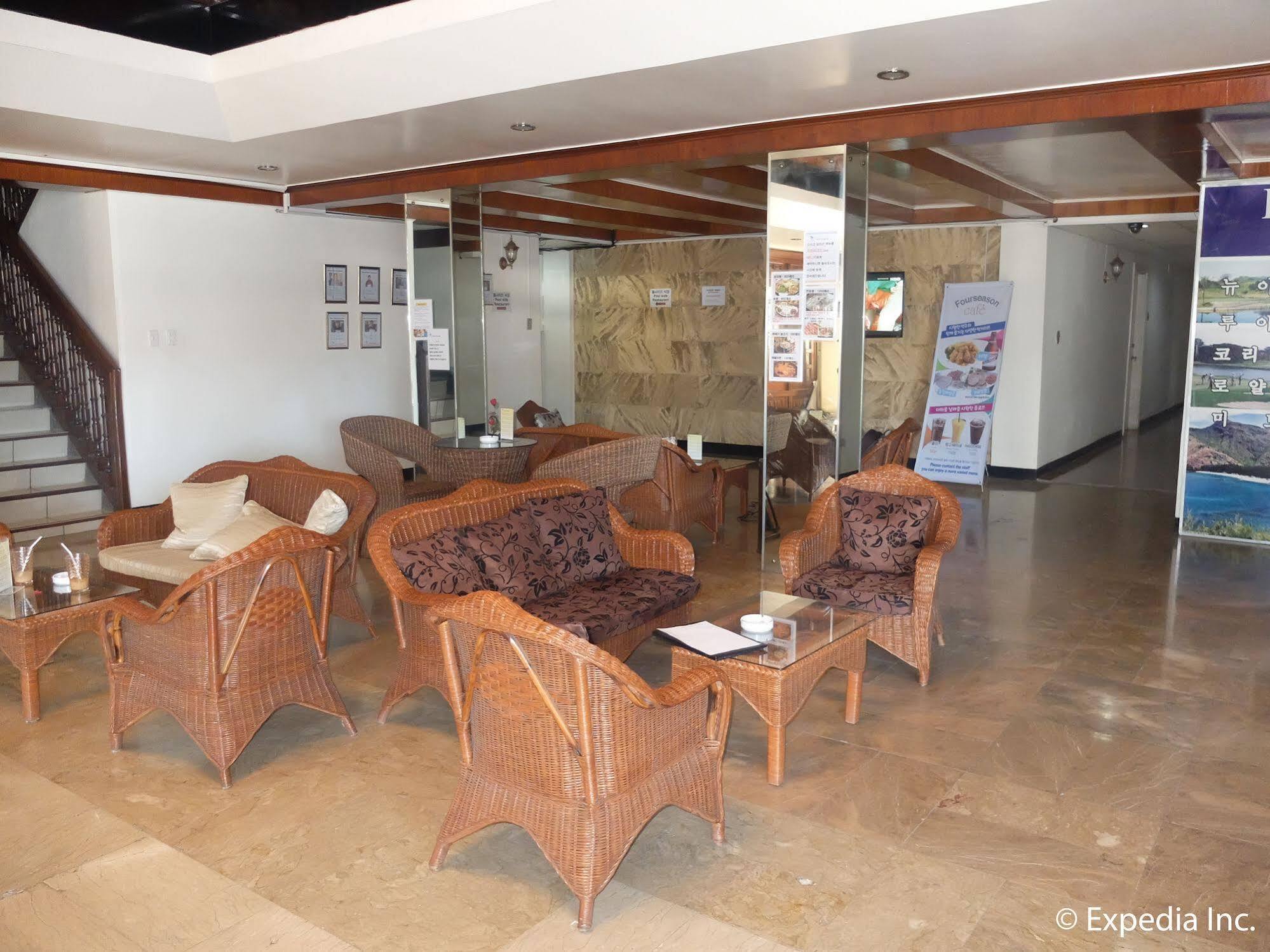 Vf Four Season Hotel Angeles Exterior photo